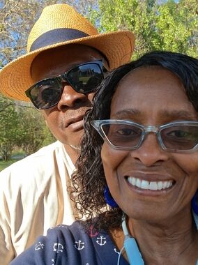 MY GOOD LOOKING FAMILY